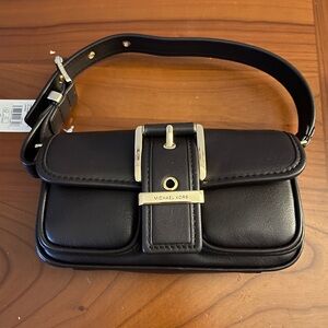 Michael Kors Small Colby Leather shoulder bag. Chocolate color